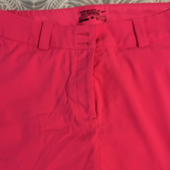 Women’s Nike golf skirt in Barbie pink size 6 - Picture 2 of 4